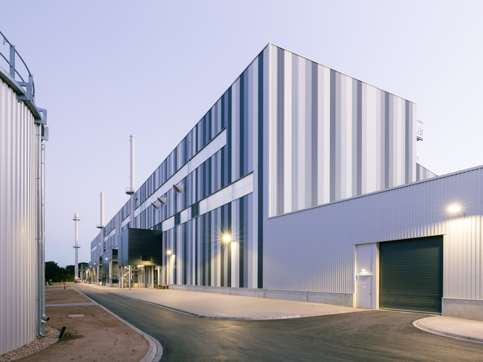 Factory Automotive-EN